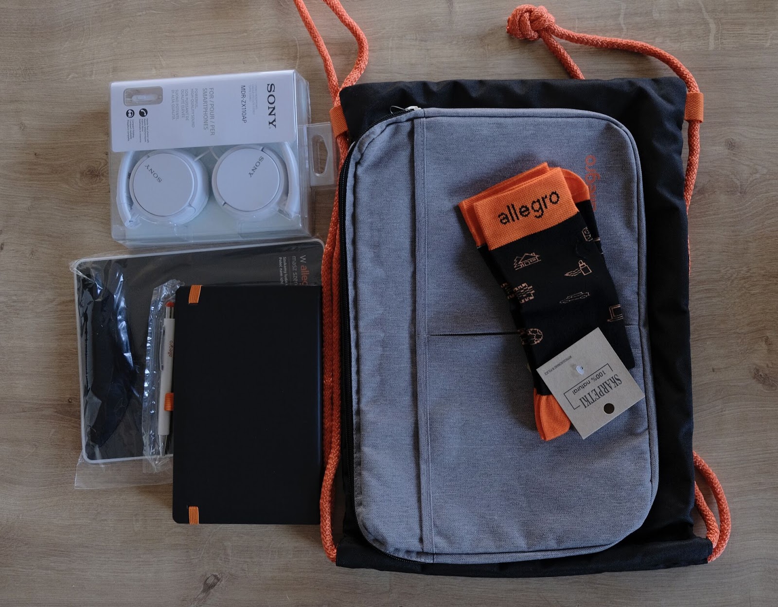 Welcome pack - how to create a successful welcome gift? Allegro welcome pack | Gamfi Blog